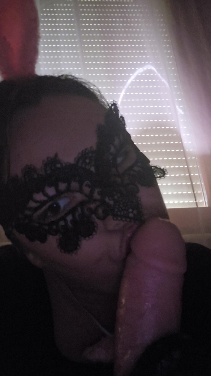Sexybutterfly123: Oral, Masturbation, Dildo