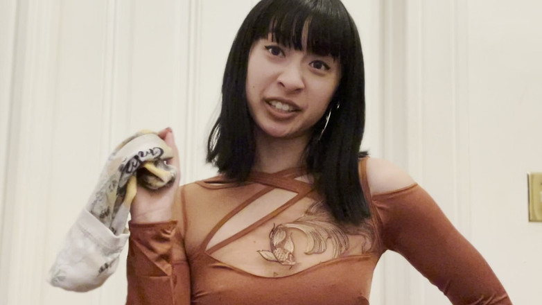 Felicity Azura: Pervers sur sa demi-sœur asiatique