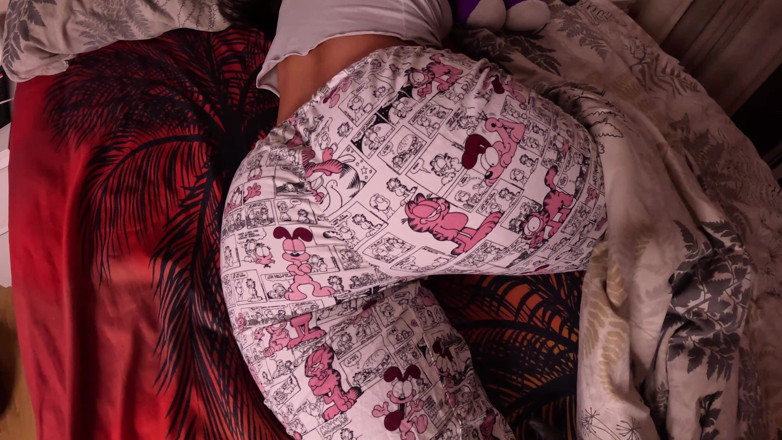 Carlalamamadorahott: My Stepdad Woke Me up and Cummed on Her Big...