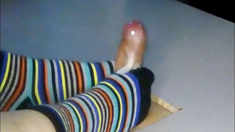 Sexoamateur: Frézovací stůl s nohama