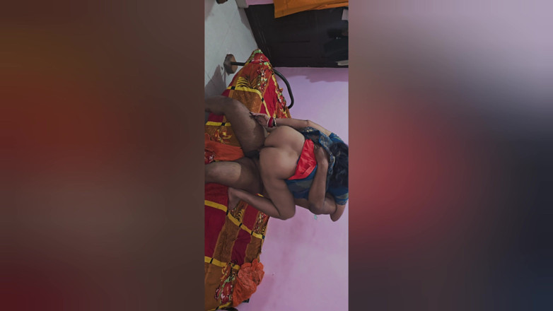 sexysummee: Saya mengongkek pembantu rumah saya
