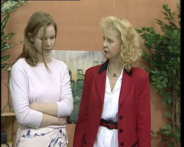 YOUR FIRST PORN: Ich Muss Meine Stiefmutter Fingern - Marlies &amp; Anja I Have to...