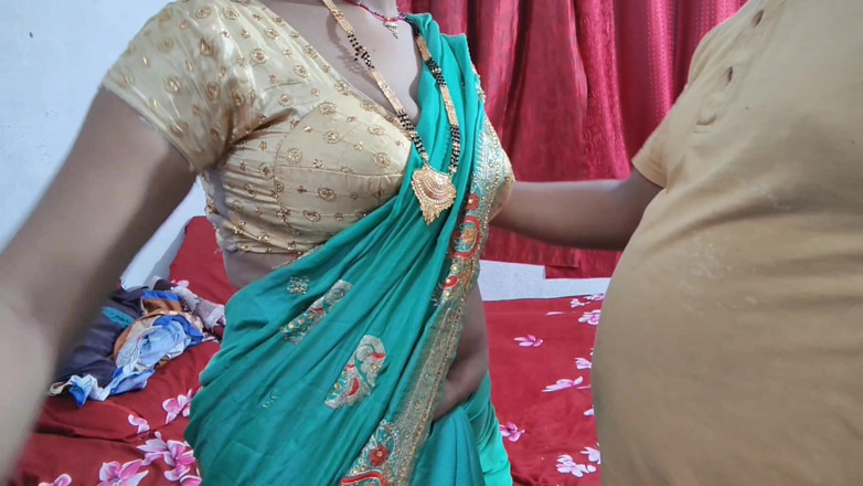 biharisonam: Desi Bhabhi's Hot Sex with Desi Boy in Hindi Audio