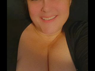 Play time with Bella Carina: Loving on my all natural 42DDD tits!