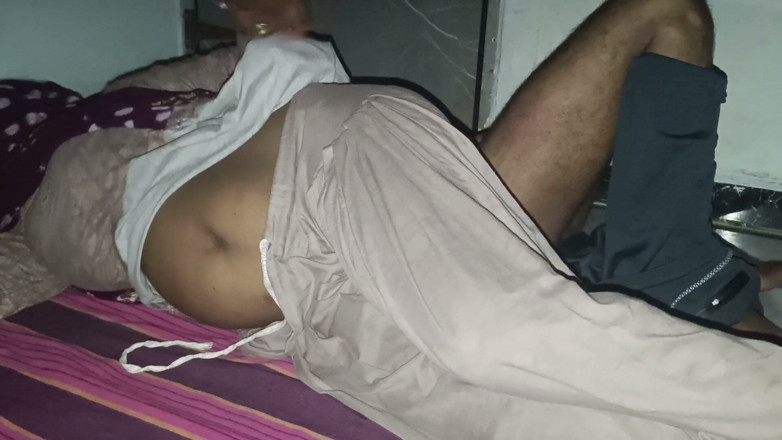 Bhabhi UP: Meine stiefmutter anzurufen war sehr viel