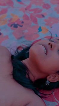 Bhabhi seksi desi India disetubuhi dengan keras oleh devar nakalnya