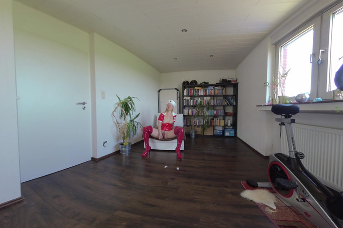 BlondeHexe VR: 淫荡护士