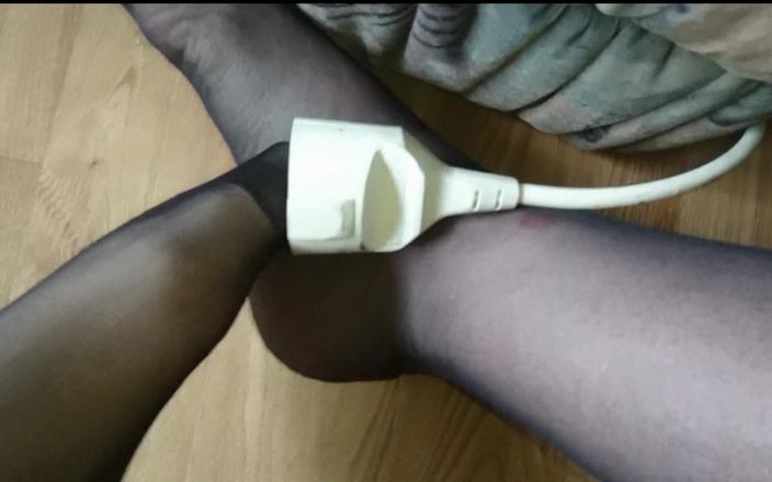 Carmen_Nylonjunge: Güzel taytlı ayak oyunu