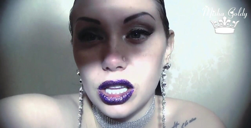 Goddess Misha Goldy: Purple Glittery Kissing Lip menghirup masa untuk anda menyembah Apa...