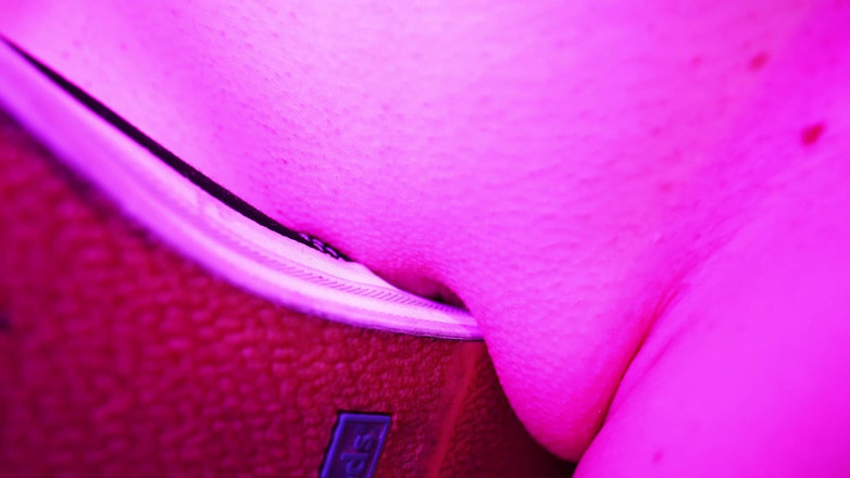 Evelyn Rouge: Sneaker Keds Foot Fetish Masturbation Messy Licking JOI Fhd