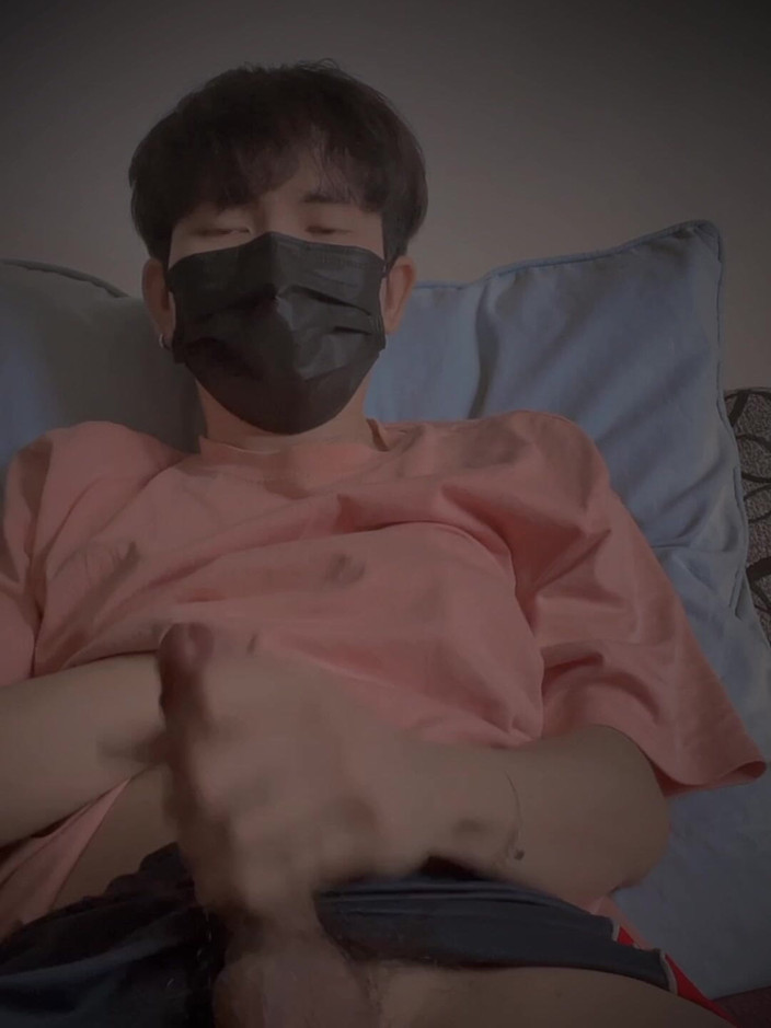 Louswee: Minimal odada tek başına oturma - temiz ve basit