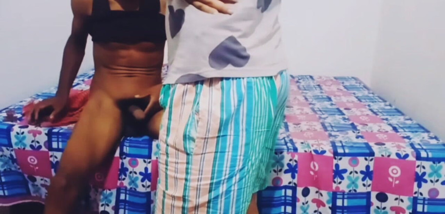 Teensex: Devar สุดฮอตยัดควยของเขาในหีแน่น ๆ ของสาวอินเดียหลังปาร์ตี้ที่บ้าน