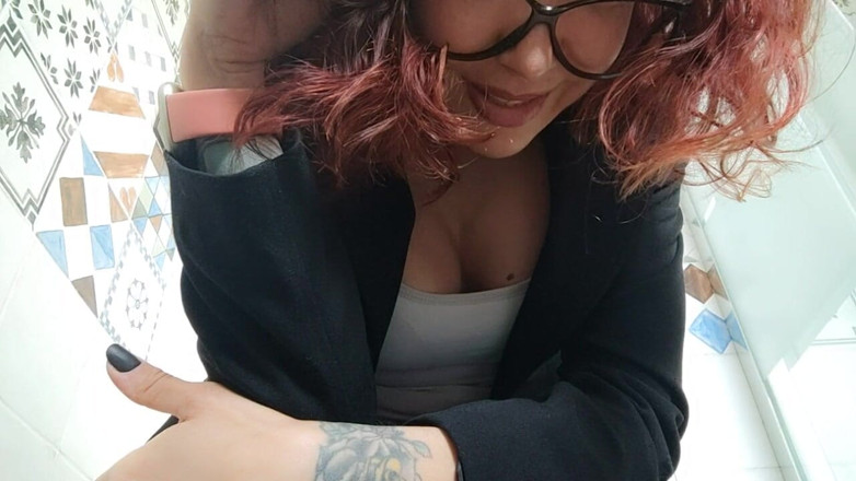 savannahamatoriale: Wonder secretary