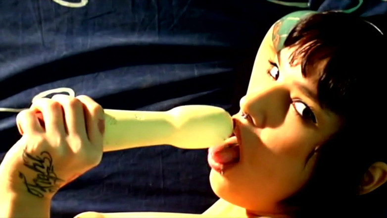 AltPorn4U: Gata a rayas