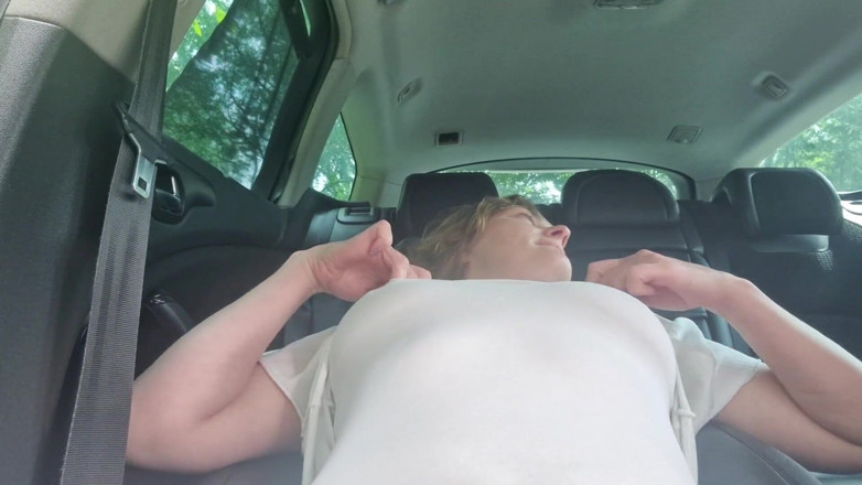 NataKuba: Double Orgasm in the Car