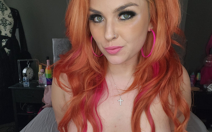 Mandy Foxxx: Kéo dài mông của tôi với đồ chơi lớn