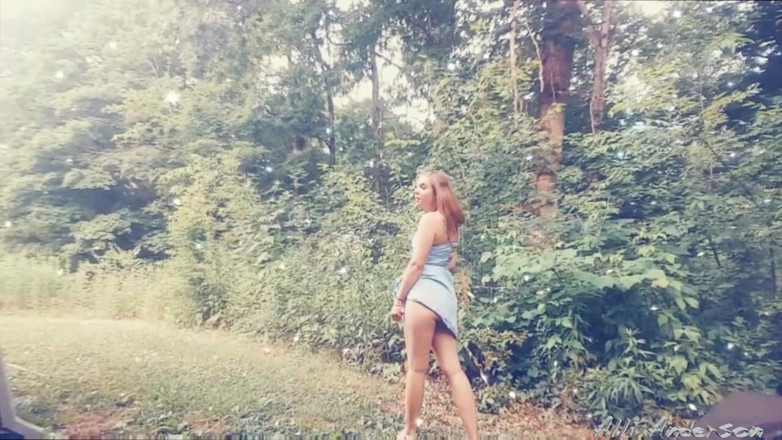 Alli Anderson: 天哪！Allis Outside