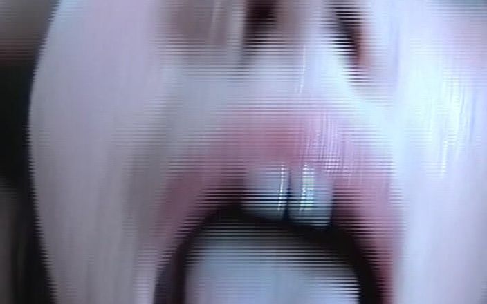 Enjoy German porn: Chàng trai may mắn địt hai thiếu niên Đức nghiệp dư tuyệt...