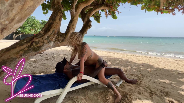 Elana Bunnz: BBC Risky Beach Bang