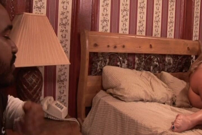 Lovers Of Vintage: Vợ cắt kéo lừa dối chồng