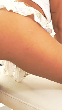 Domowa konsultacja z Desperate Latina MILF