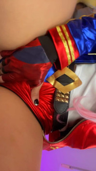 How Loves Harley Quinn?