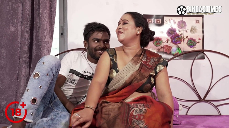 Biind as times: Il cognato lascia la sua cognata sexy calda