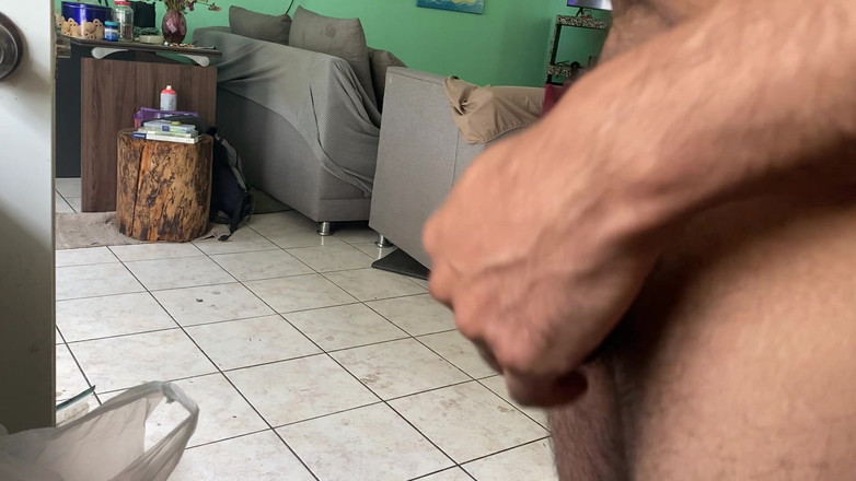 KING_TiBURON: 在厨房准备午餐