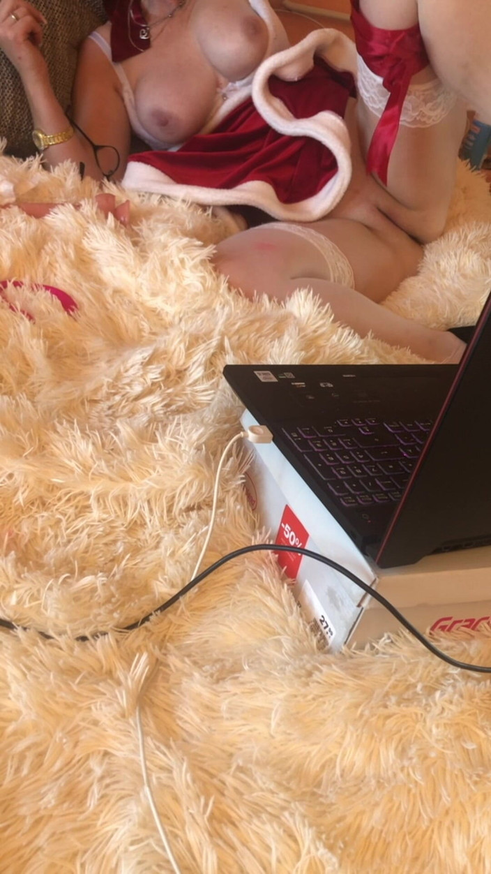 Pozi: Frun knullar våldsamt