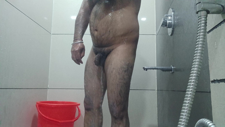 Austin Rose: Горячее обнаженное купание Daady в шоу