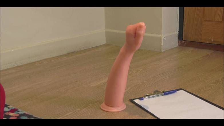 Maggie Moon: Auf einer faust hüpfen