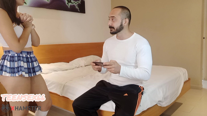 Teen sex 66: Minha enteada me dá sua calcinha e eu dou a...