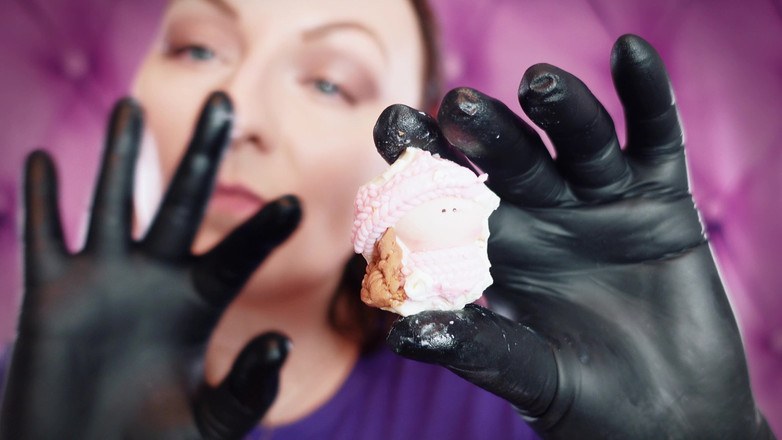 Arya Grander: Asmr: Devora fetiș uriașă Vibes Mukbang Video Sfw în mănuși Nitrile