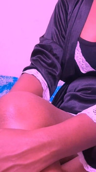 La Moglie Dominante Femminile Vuole Scopare Lo Schiavo