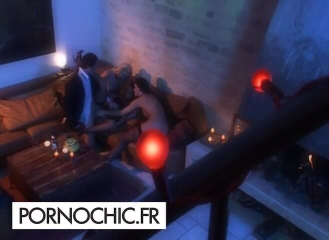 Pornochic: Tiga wanita untuk seorang lelaki
