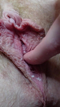 Extreme Closeup Pussy Fingering Masturbation