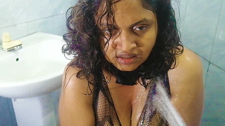 Tina Baby: 把金色的淋浴给了我继妹的继妹