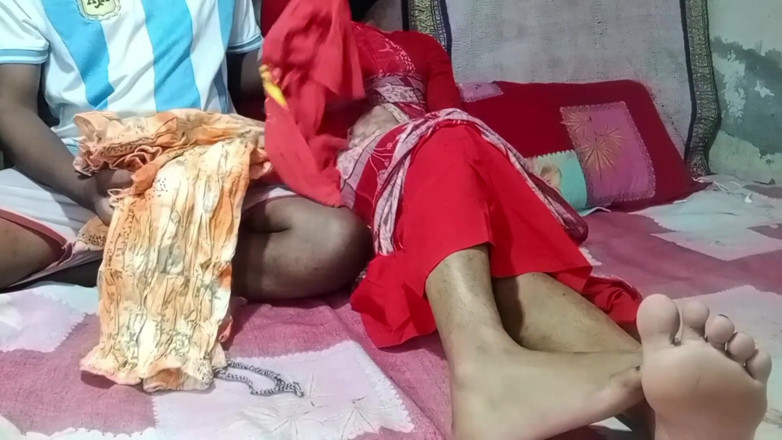 NixLeno: 18 岁的孟加拉热辣 bhabi 操她的 devar 完整重口味视频 2025