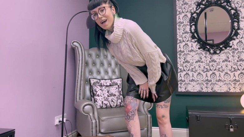 SquishySax: Temptress Nightshade - Professional Ball Poppa