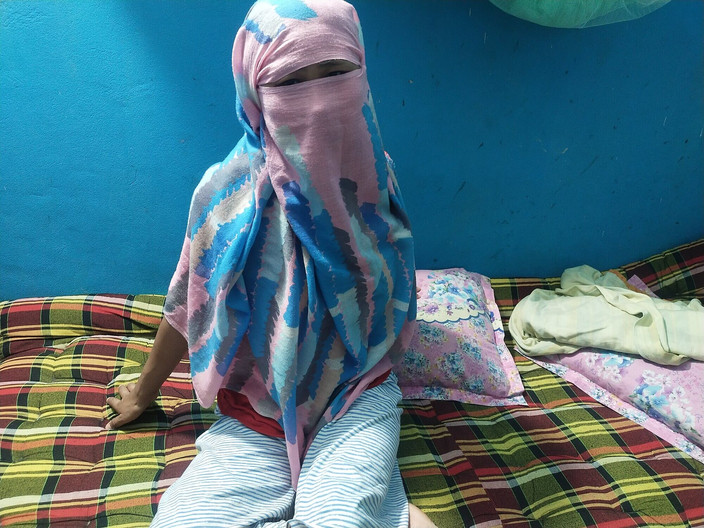 rhdhudhdhd: 德西女孩啪啪视频新德西漂亮女孩紧致阴户