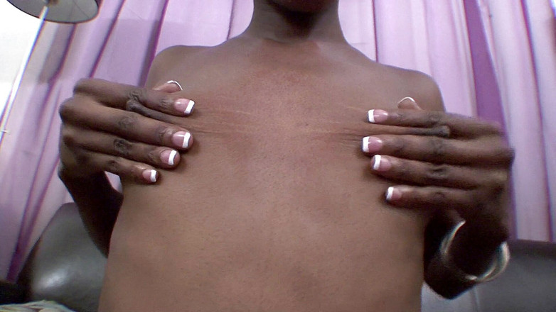 My Favorite Pornstars: Темношкіра, яка смокче член з маленькими цицьками, робить мінет від першої особи