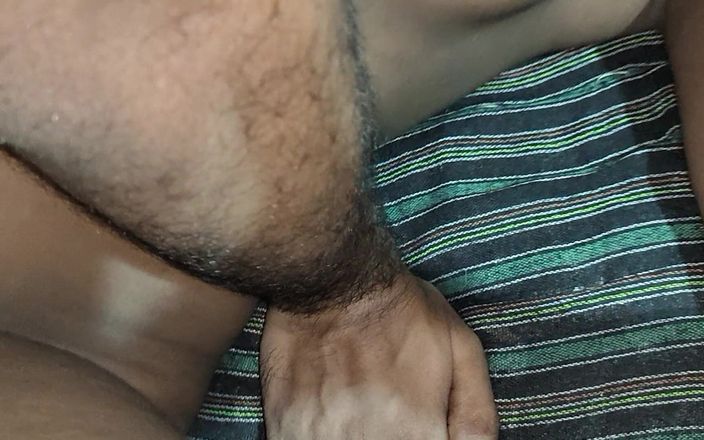 Renu di: Une bhabhi indienne coquine se fait baiser par son devar