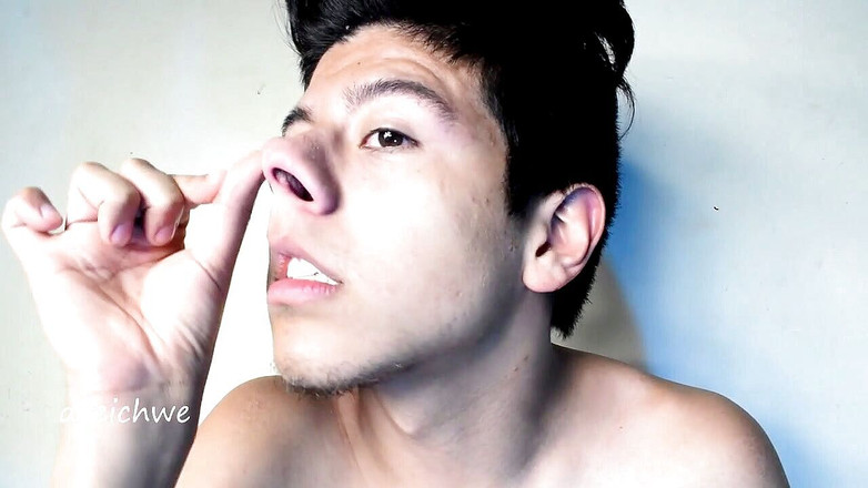 Dreichwe: Nasenfetisch