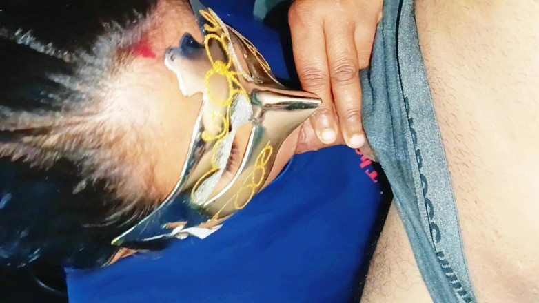 Sexy_girl_nehu: Indisches dorf bhabhi lutscht großen schwanz für abspritzen im mund,...