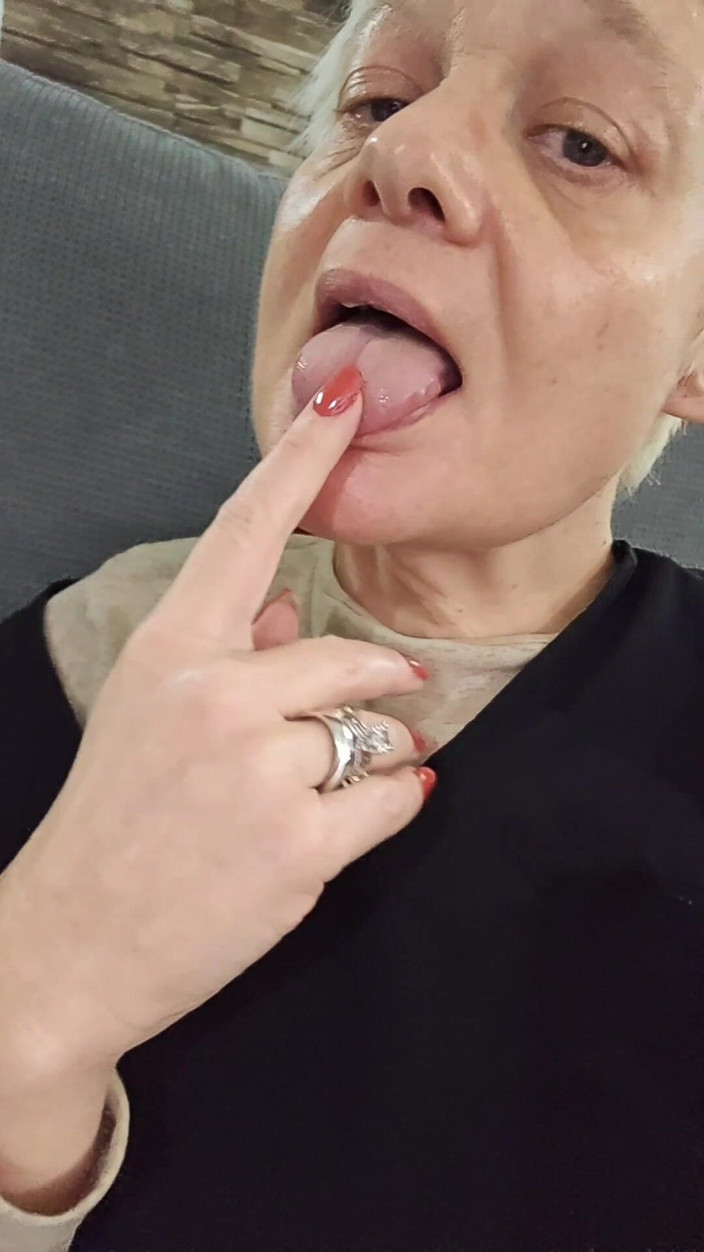 Sofy13: Mám velkou touhu po sexu, ale nechceš se ke mně...