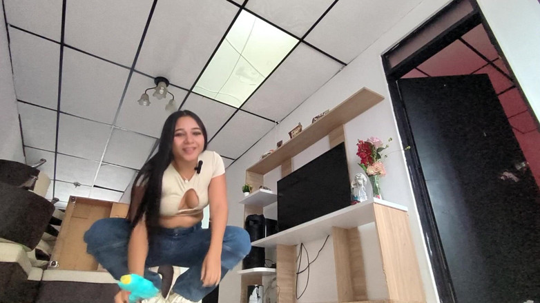 Isabel: I Cheat and Shrink My Step-brother for Fuck Him