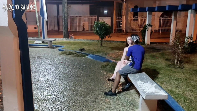 MARCIO BAIANO: Quente nova garota abriu sua bunda para levá-la até seu...