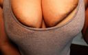 JuicyJ vids: Showing off My Bouncy Tits
