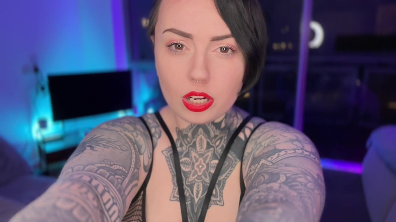 Miss Valentina: Executrixxx バー・フックアップ