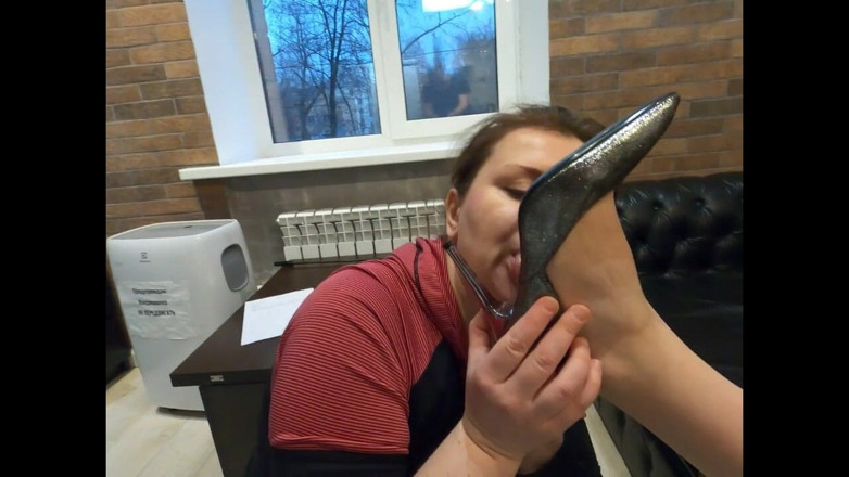 Heel 15 cm: Alice à la maison